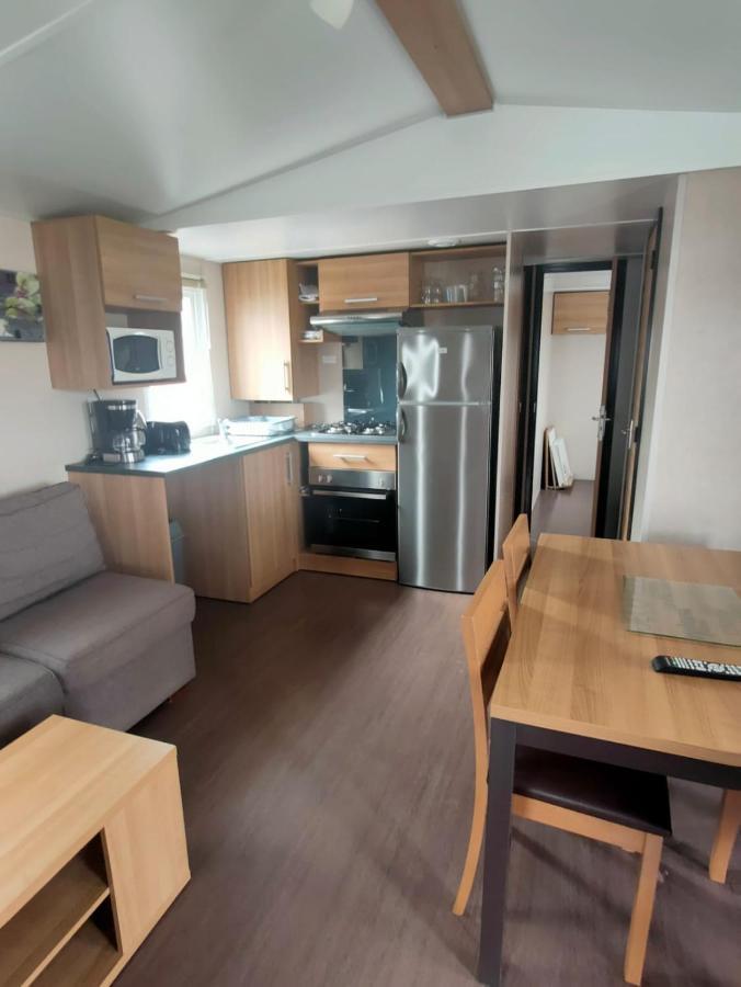 Mobil Home 8P Domaine De Dugny Onzain Exterior photo